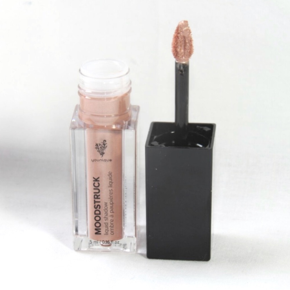 Younique liquid eyeshadow Reverent